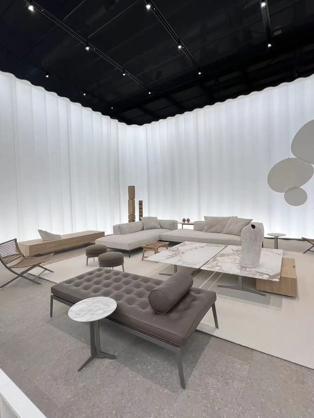 1713840387243882.jpg 640.jpg